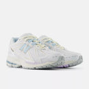 Tyrese Maxey x New Balance 1906R Blanco Cielo Brillante Sal Marina