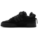 Zapatillas bajas con hebilla "Back to School" de Bad Bunny x Forum