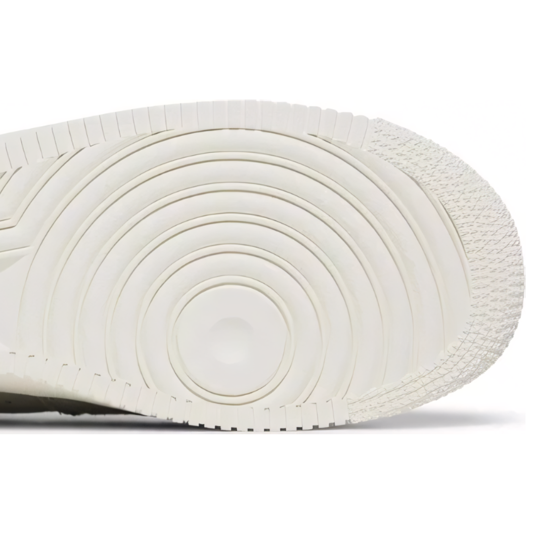 Tênis Nike Air Force 1 Low Athletic Club