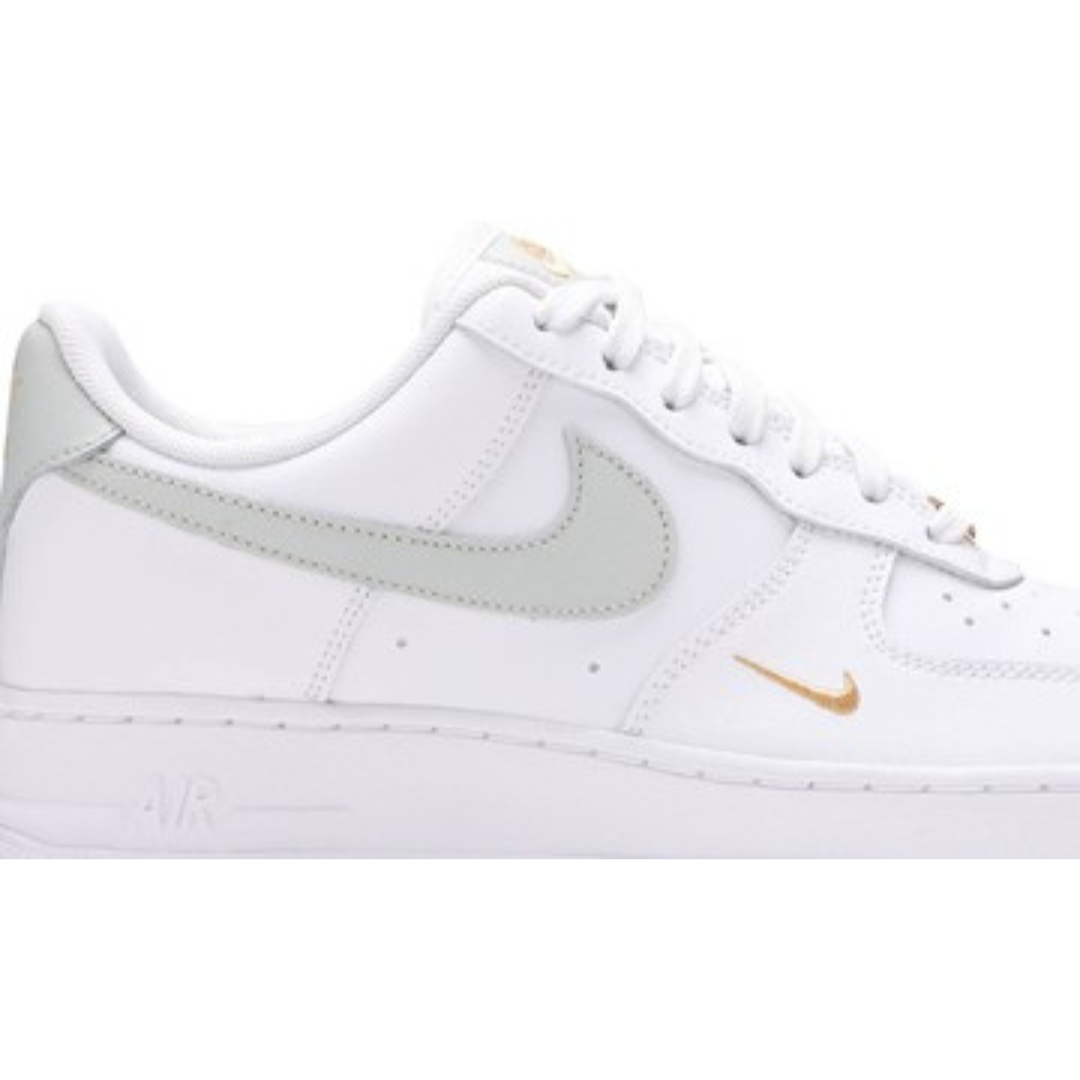 Tênis Nike Air Force 1 White Light Silver
