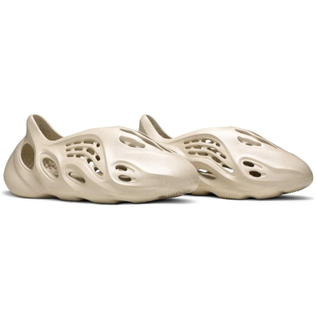 Yeezy Foam Runner 'Arena'