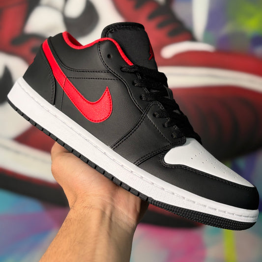 Zapatillas Air Jordan 1 Low con puntera blanca (listas para entrega)