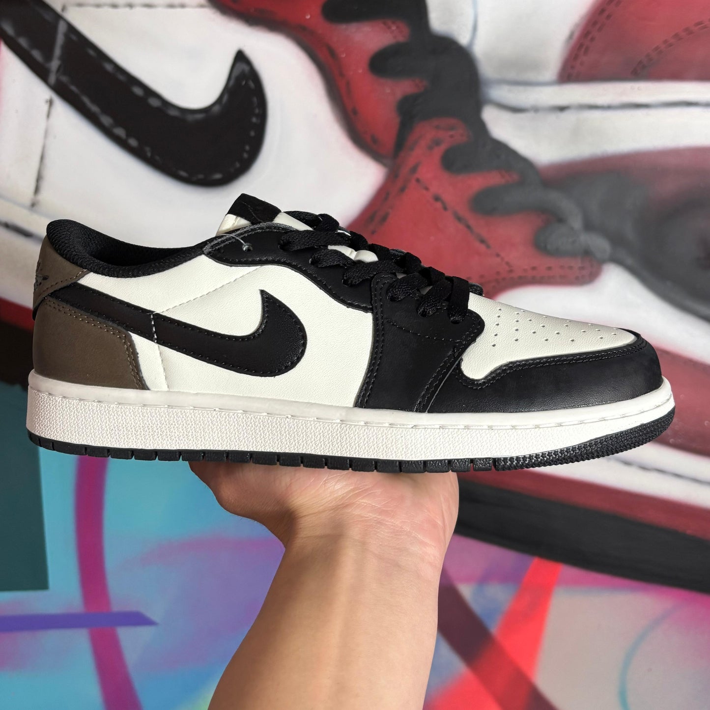 Tênis Air Jordan 1 Retro Low OG 'Mocha' (Pronta Entrega)