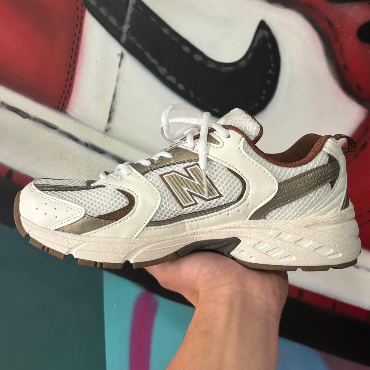 Tênis New Balance 530 Off Coffee Premium (Pronta Entrega)
