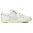 Nike SB Dunk Low "Momia"