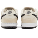 Zapatillas Nike Albino y Negro x Dunk Low SB Jiu-Jitsu