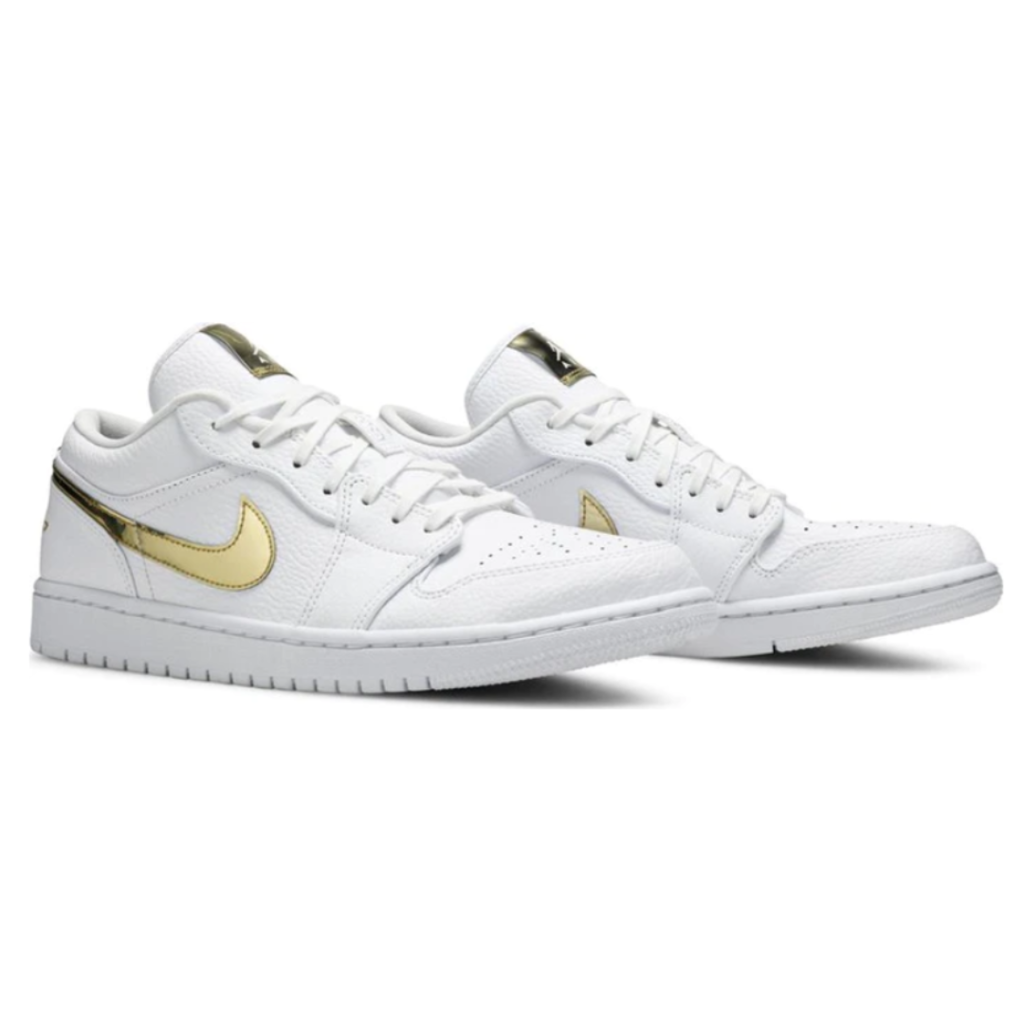 Tênis Air Jordan 1 Low Metallic Gold White