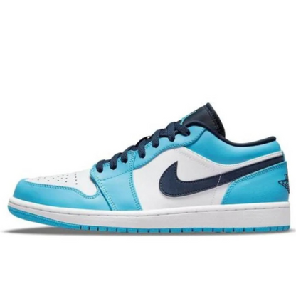 Tênis Air Jordan 1 Low Unc