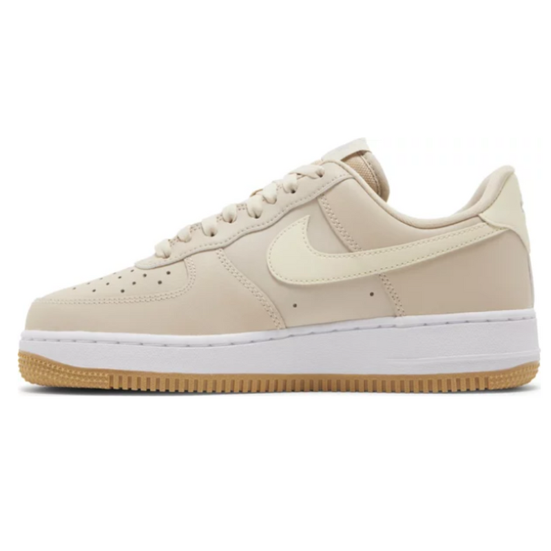 Tênis Nike Air Force Coconut Milk