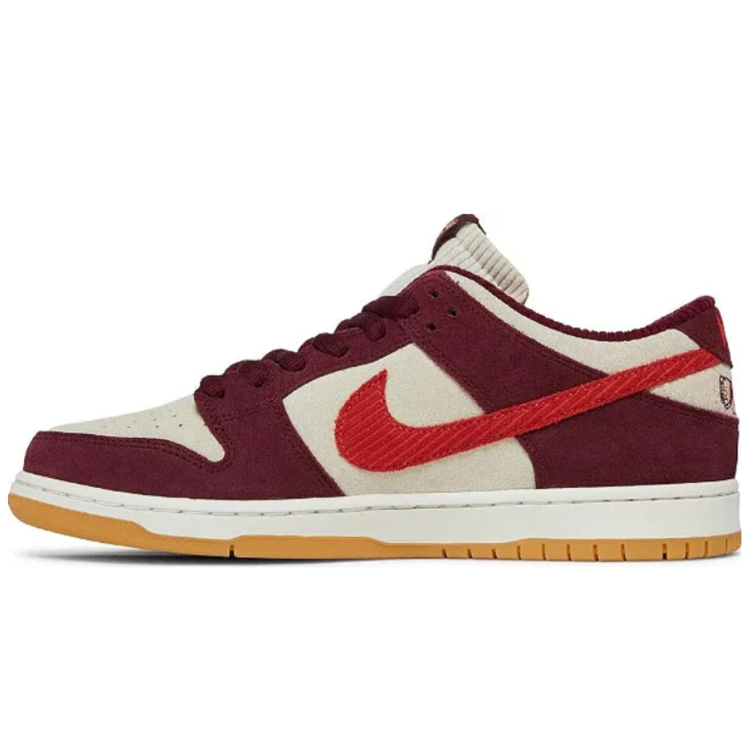 Nike SB Dunk Low patina como una chica