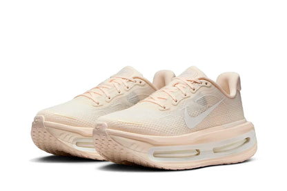 Nike Vomero Premium Chalk Bege