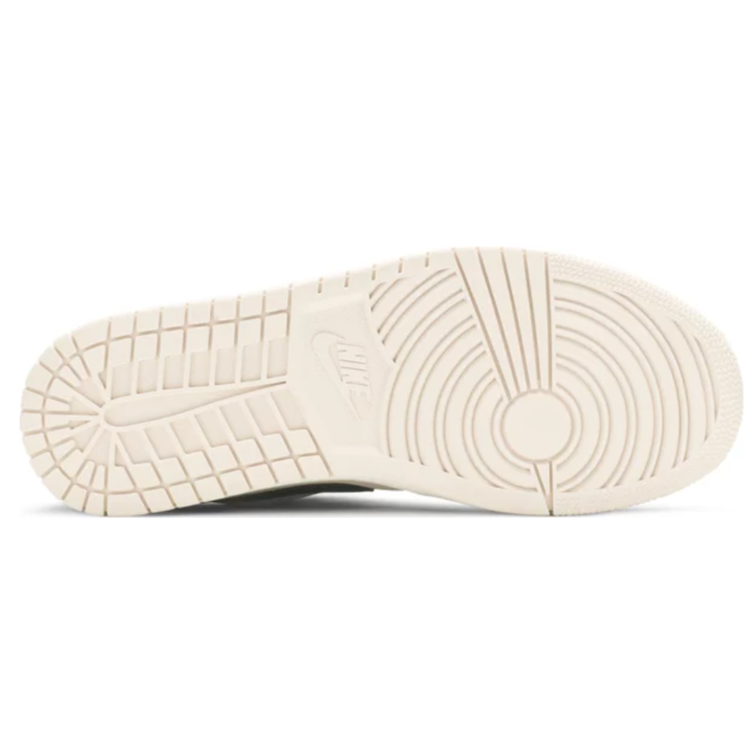 Tênis Air Jordan 1 Low Guava Ice