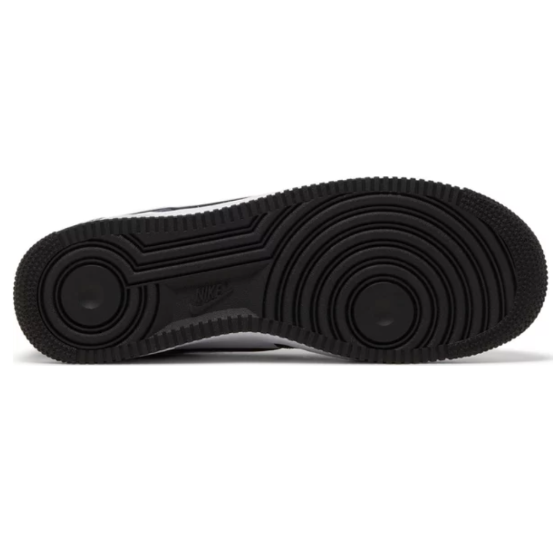 Tênis Air Force 1 Low Panda