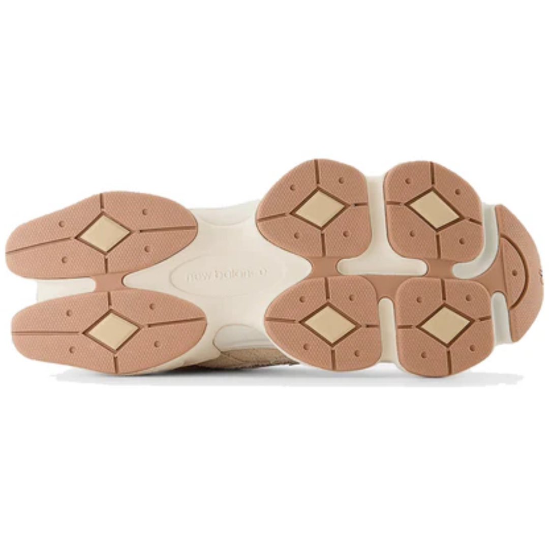 Tênis New Balance 9060 Bisque Sea Salt Bege