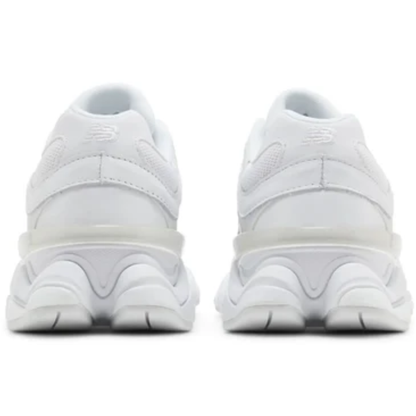Tênis New Balance 9060 Triple White