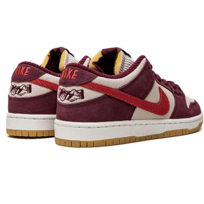 Nike SB Dunk Low patina como una chica