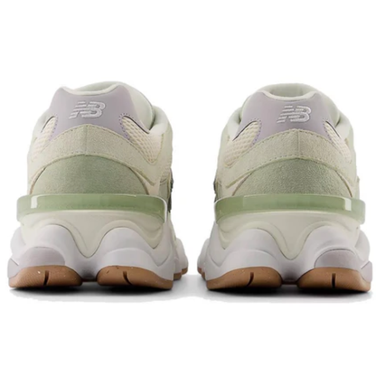 Tênis New Balance 9060 Garter Snake Pearl Grey Verdee