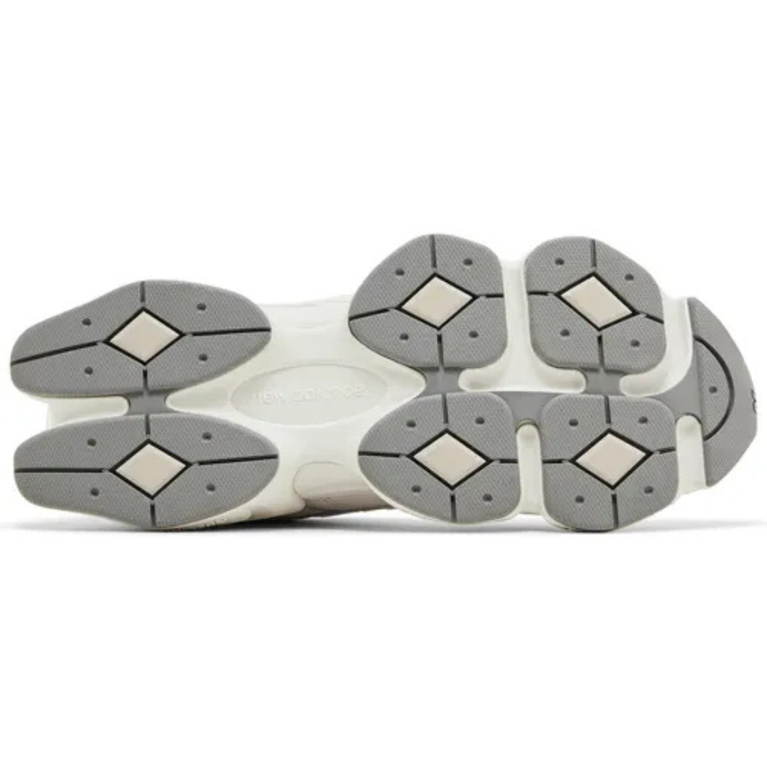 Tênis New Balance 9060 Pink Granite Silver Metallic Silver Cinza