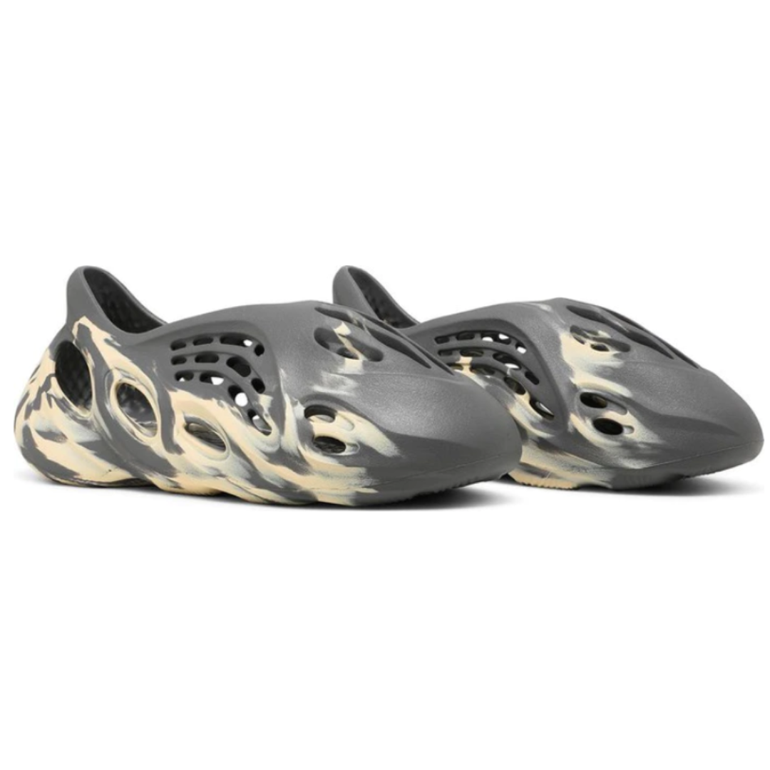 Yeezy Foam Runner 'MXT Gris Luna'