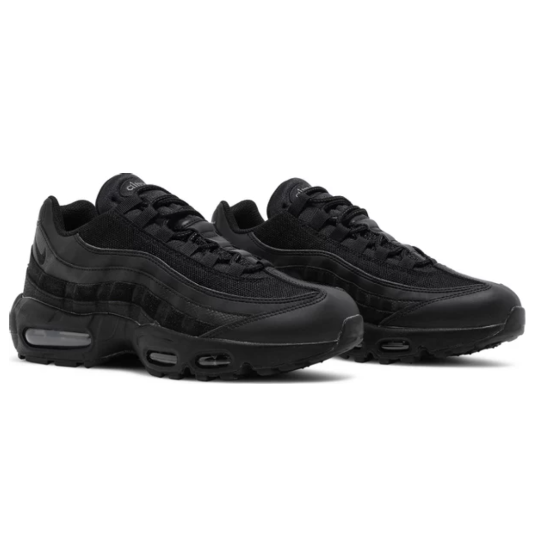 Tênis Nike Air Max 95 Essential Triple Black