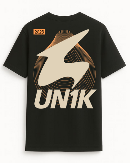 Camiseta Preta UN1K “Skyline Verse”