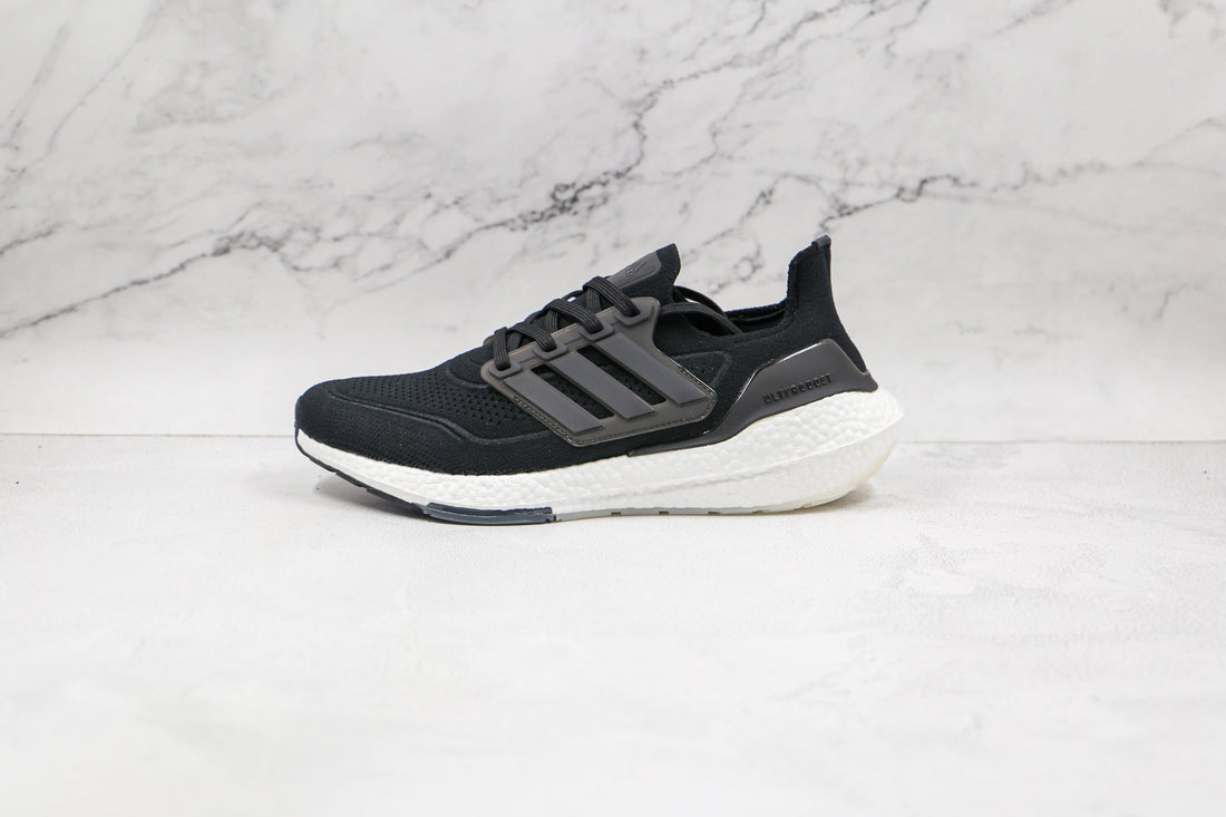 Adidas Ultraboost  21 Black White (pronta entrega)