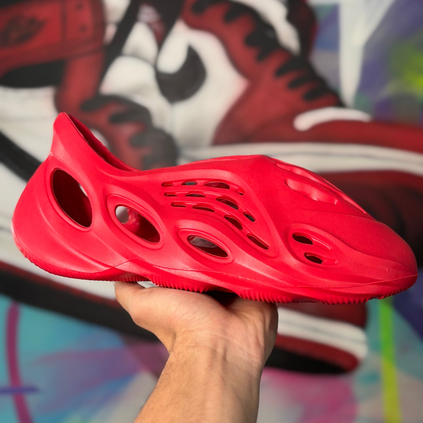 Yeezy Foam Runner 'Vermilion' (Pronta Entrega)