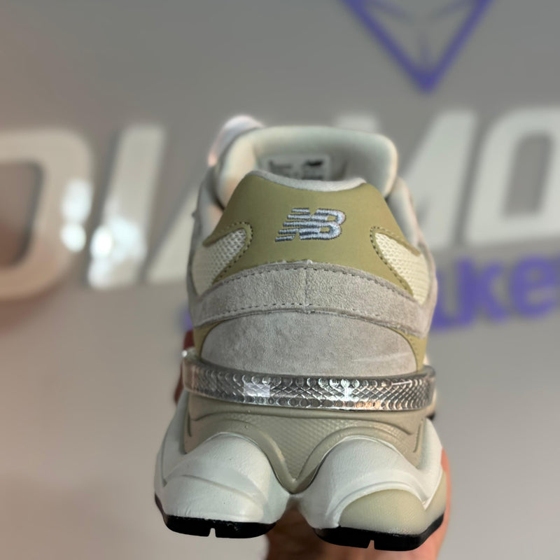 Tênis New Balance 9060 Turtledove (Pronta Entrega)