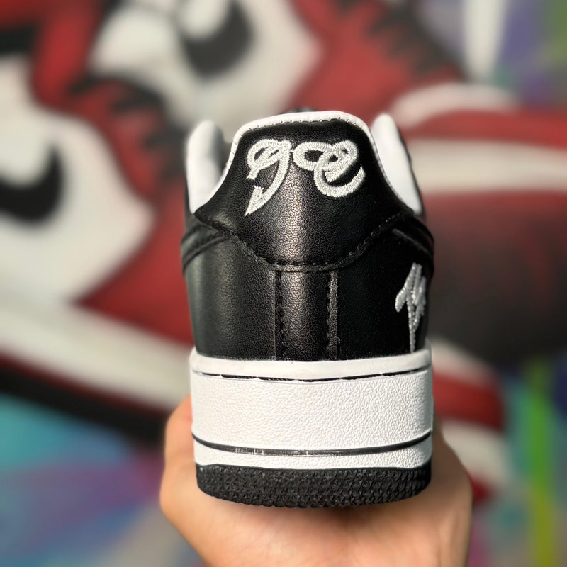 Nike Air Force 1 Low Blackout (Pronta entrega)