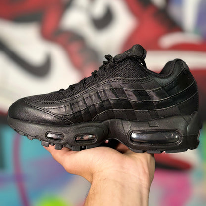 Tênis Nike Air Max 95 Essential Triple Black (Pronta Entrega