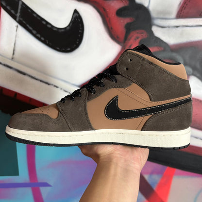 Tênis Air Jordan 1 Mid SE Earth Tone (Pronta Entrega)