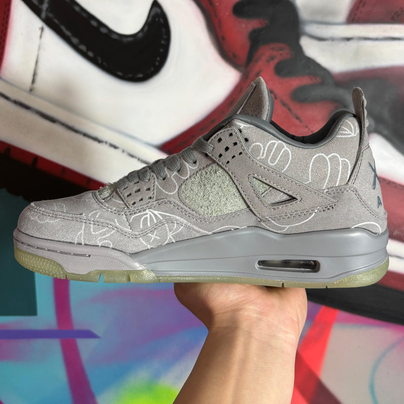 Tênis Air Jordan 4 Retro Kaws (Pronta Entrega)
