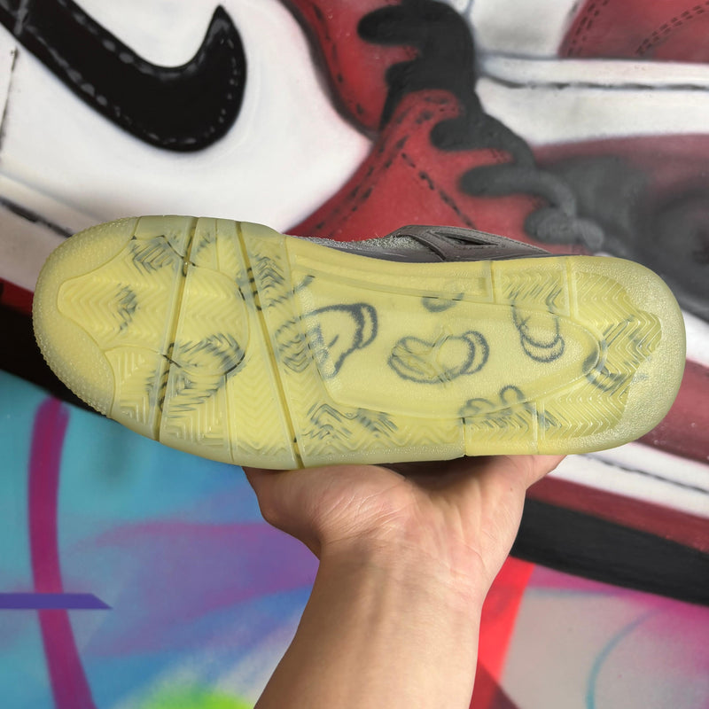 Tênis Air Jordan 4 Retro Kaws (Pronta Entrega)