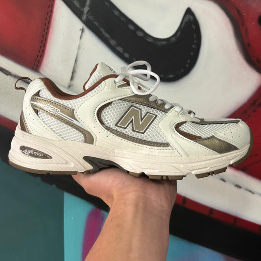 Tênis New Balance 530 Off Coffee Premium (Pronta Entrega)