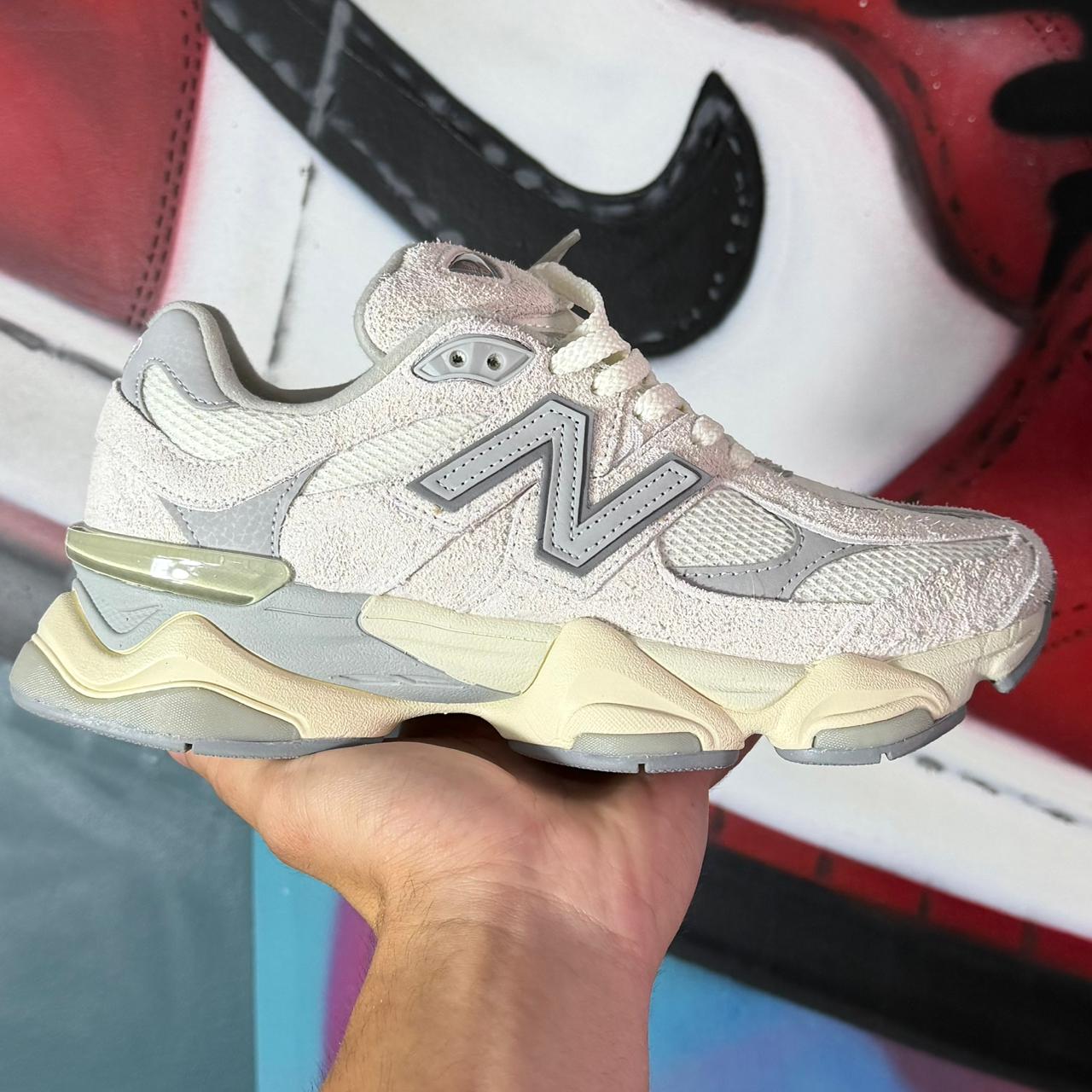 Tênis New Balance 9060 Suede Pack Sea Salt (Pronta Entrega)