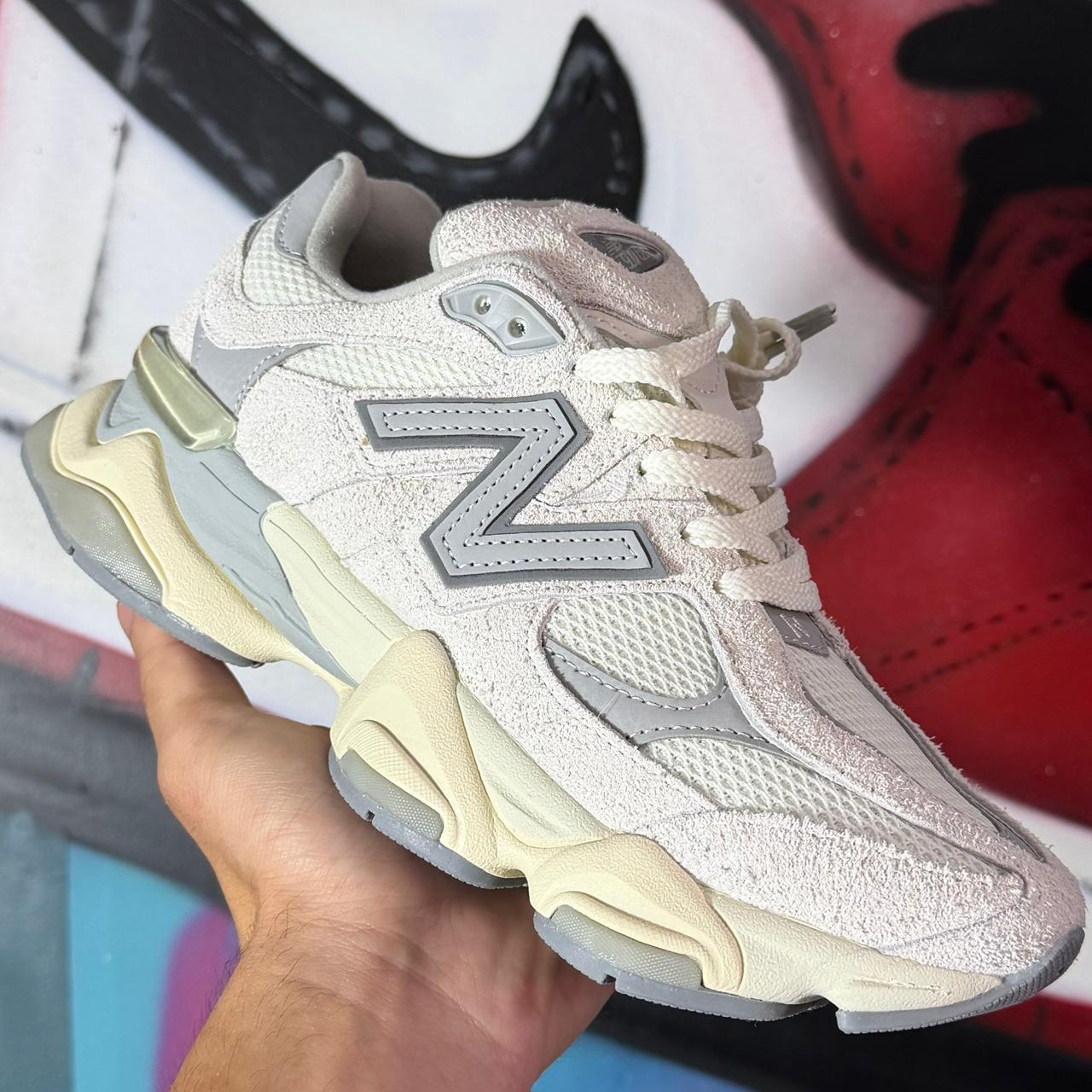 Tênis New Balance 9060 Suede Pack Sea Salt (Pronta Entrega)