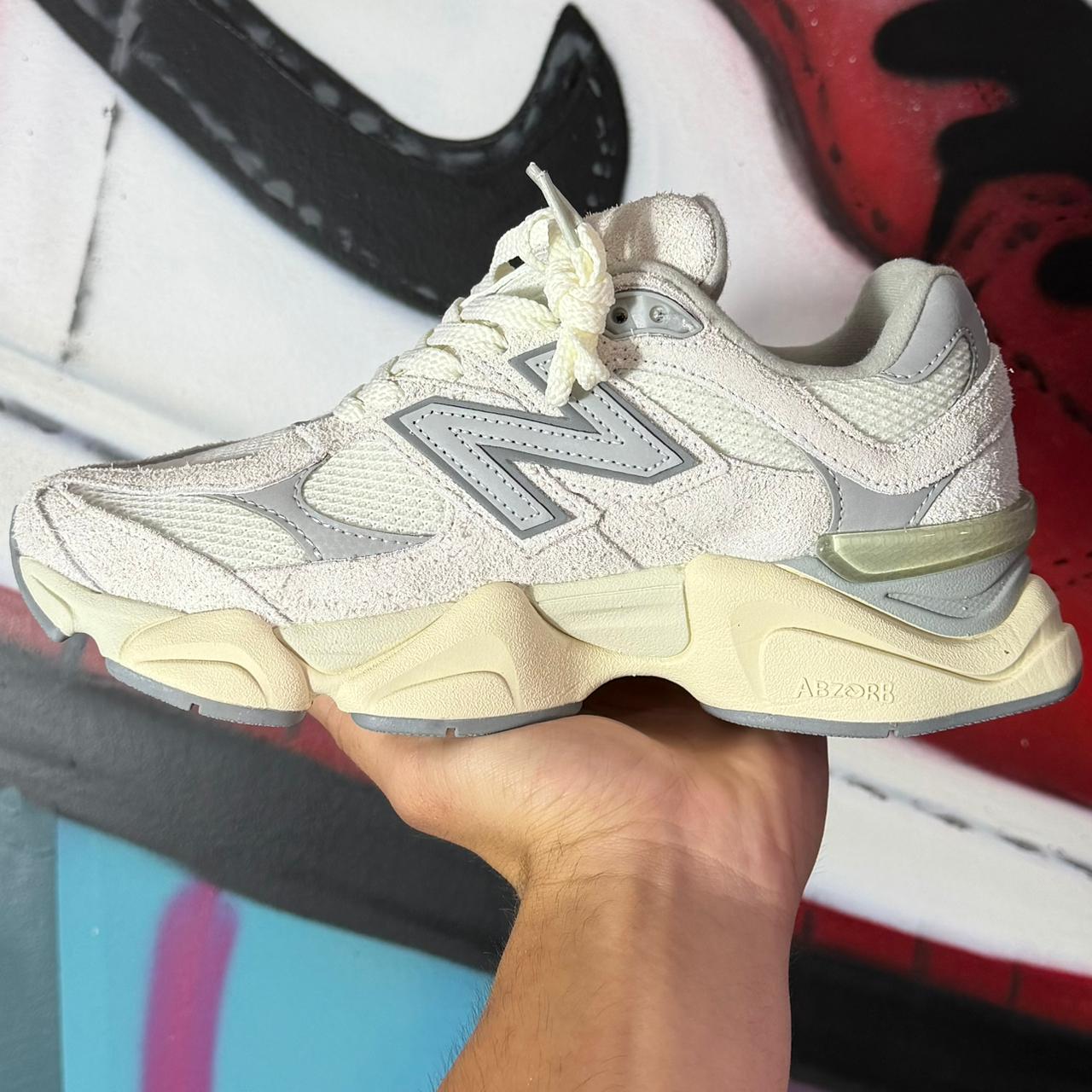 Tênis New Balance 9060 Suede Pack Sea Salt (Pronta Entrega)