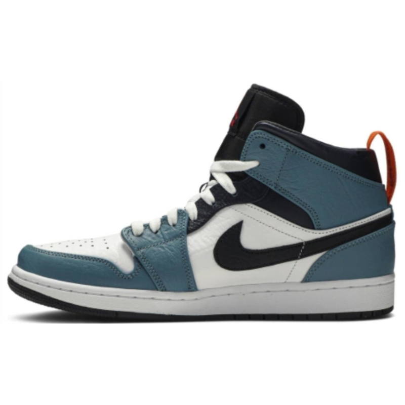 Tênis Air Jordan 1 Mid Facetasm